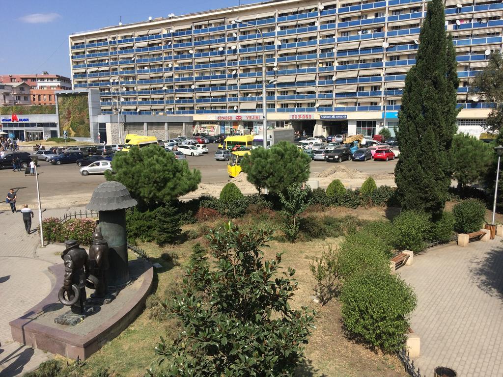 Modern Apartment Avlabari Tbilisi Bagian luar foto