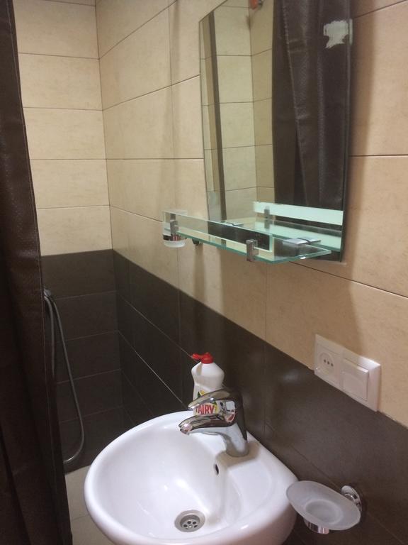 Modern Apartment Avlabari Tbilisi Bagian luar foto