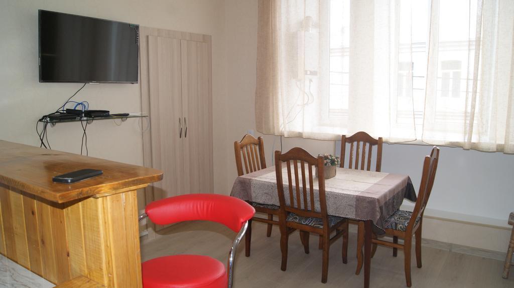 Modern Apartment Avlabari Tbilisi Bagian luar foto